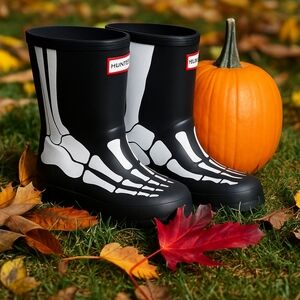 Hunter Black Skeleton Design Boots